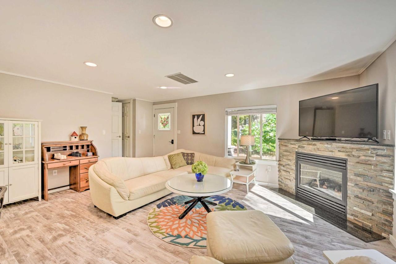 Family-Friendly Kirkland Home About 1 Mi To Downtown المظهر الخارجي الصورة